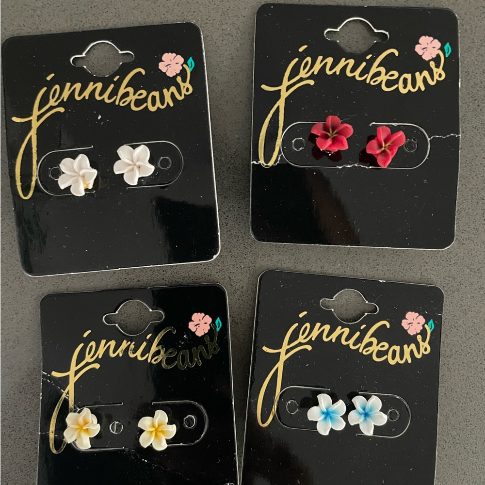 Jenni Beanns ear studs